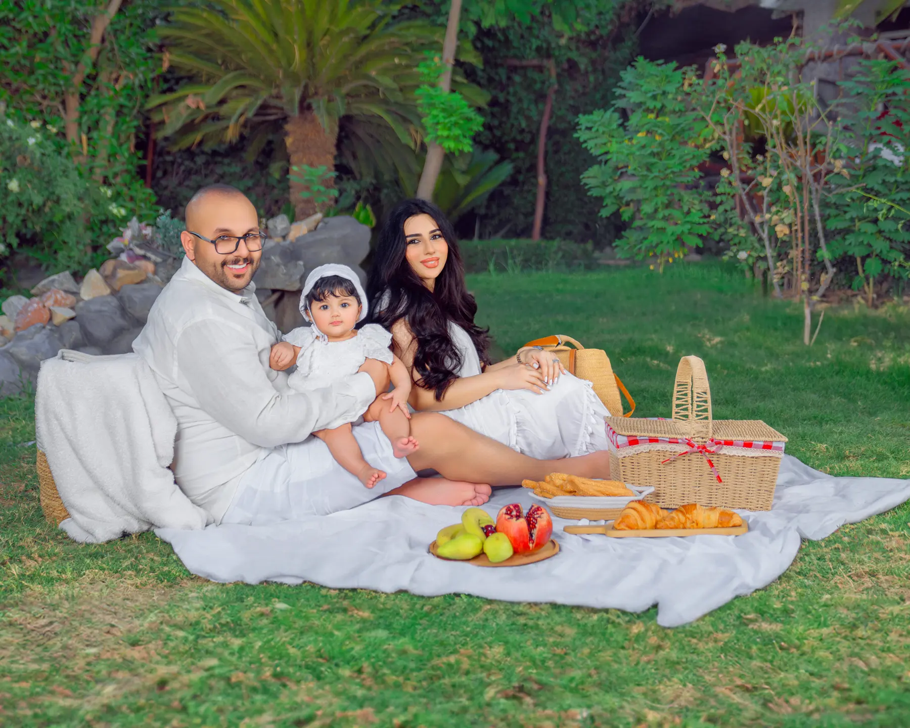 صورة عائلية من أرشيف دجلة